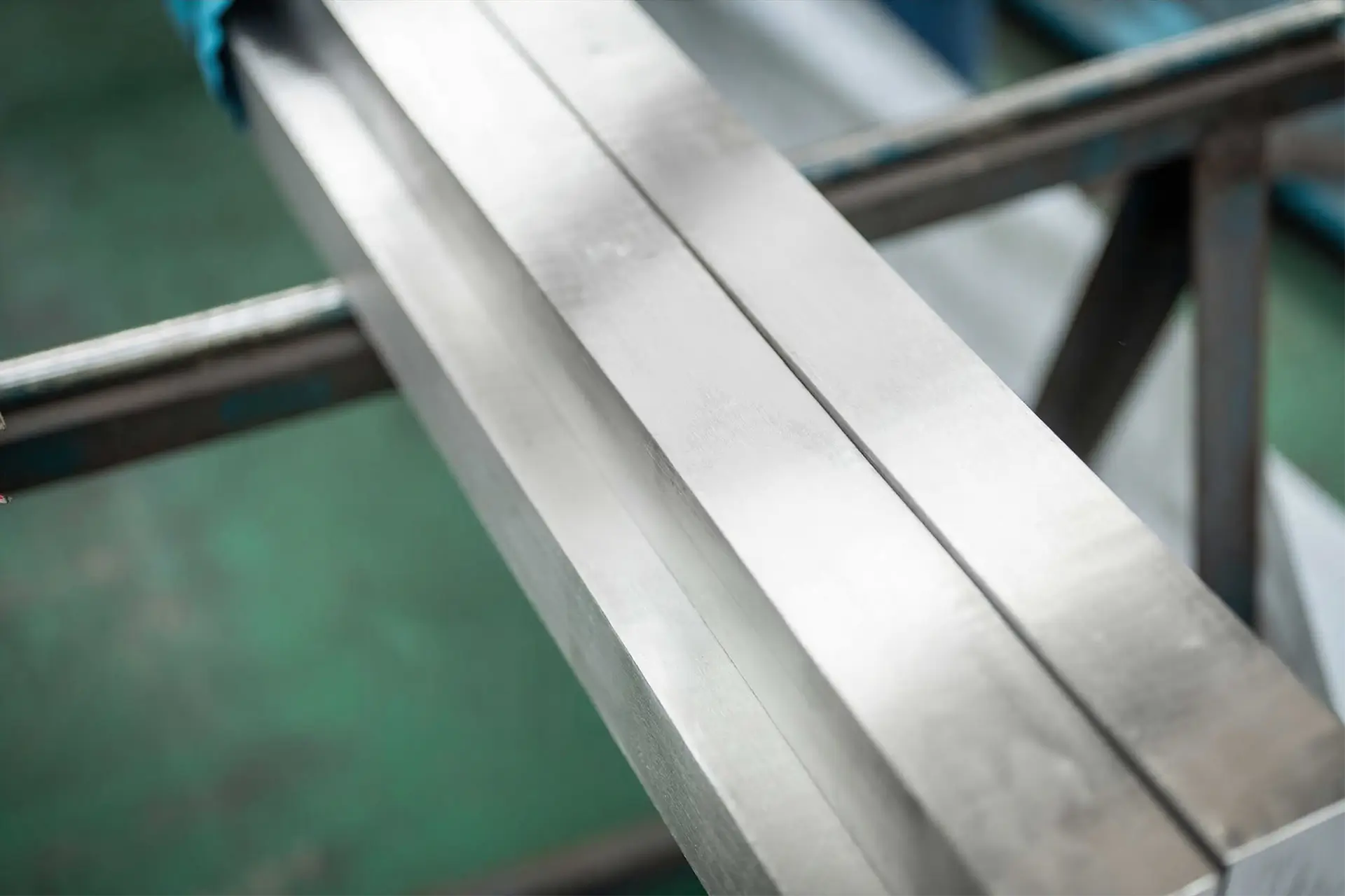 Arialloy custom nickel based alloy square metal bar