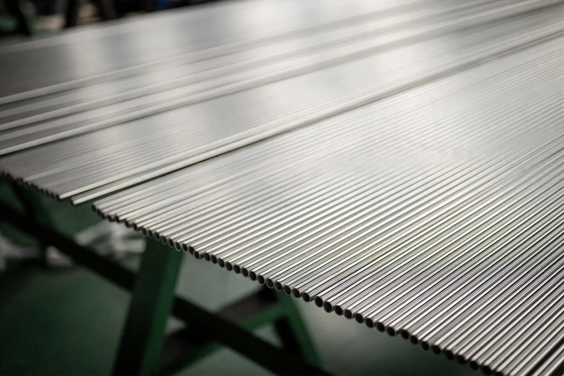 arialloy fabricated nickel alloy precision seamless tube aligned thin seamless tubes