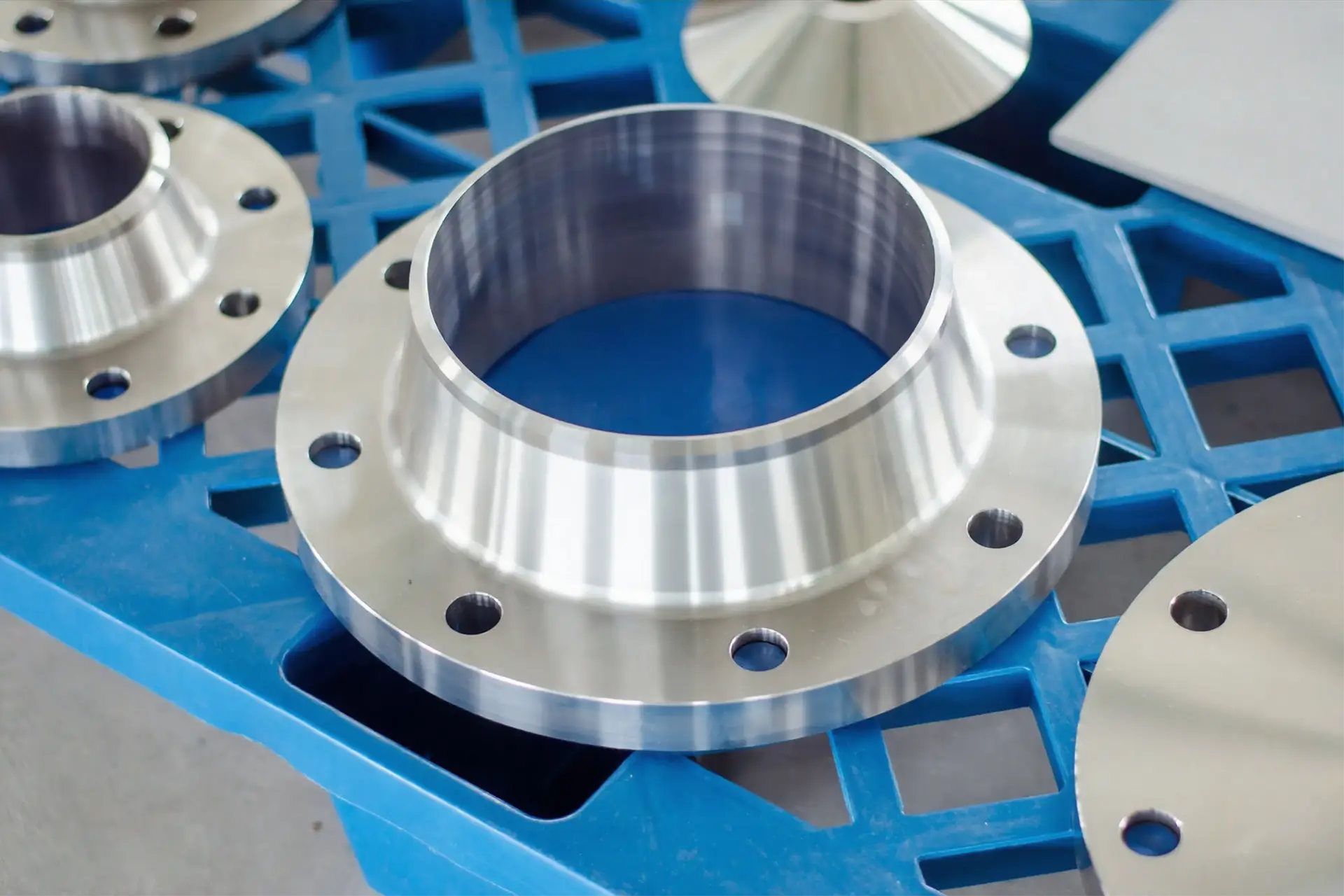 Arialloy flange fitting made from nickel alloys