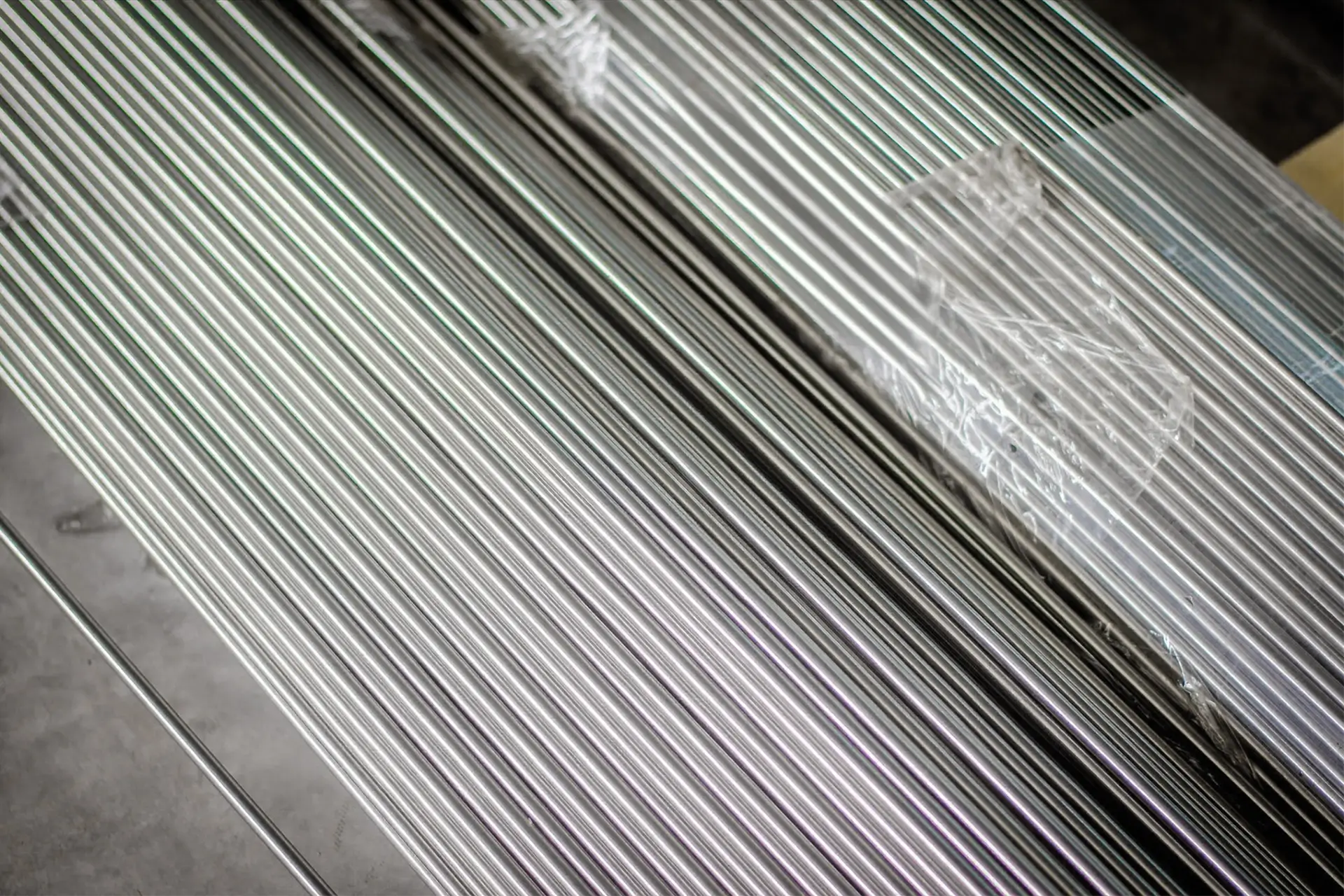 Arialloy manufactured nickel alloy round rod