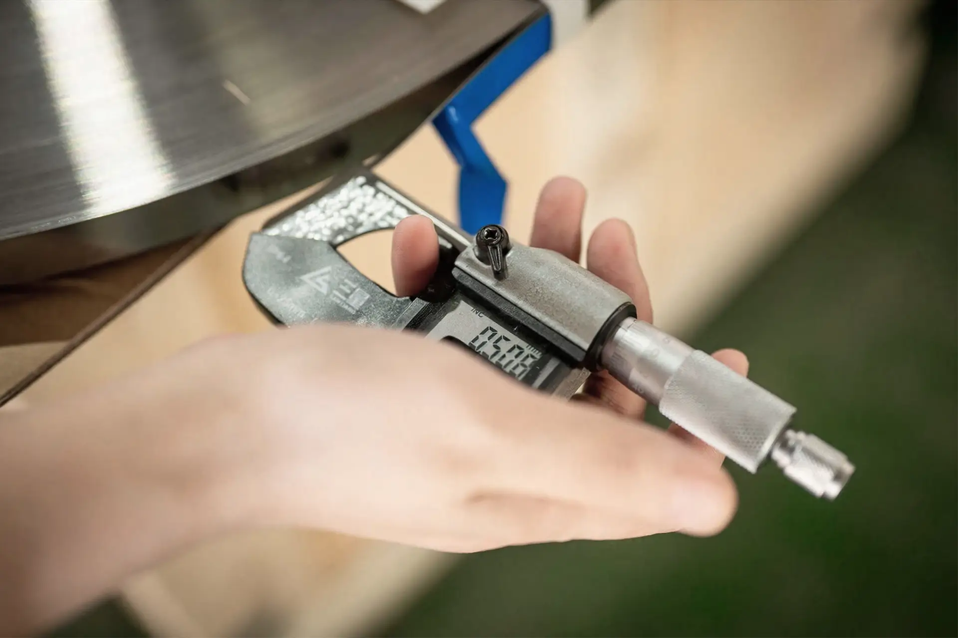 Arialloy nickel alloy manufacturer precision strip micrometer narrow strip thickness