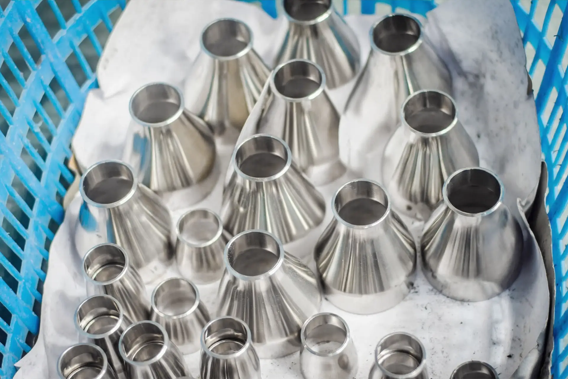 nickel alloy concentric reducer manufacturing by Arialloy