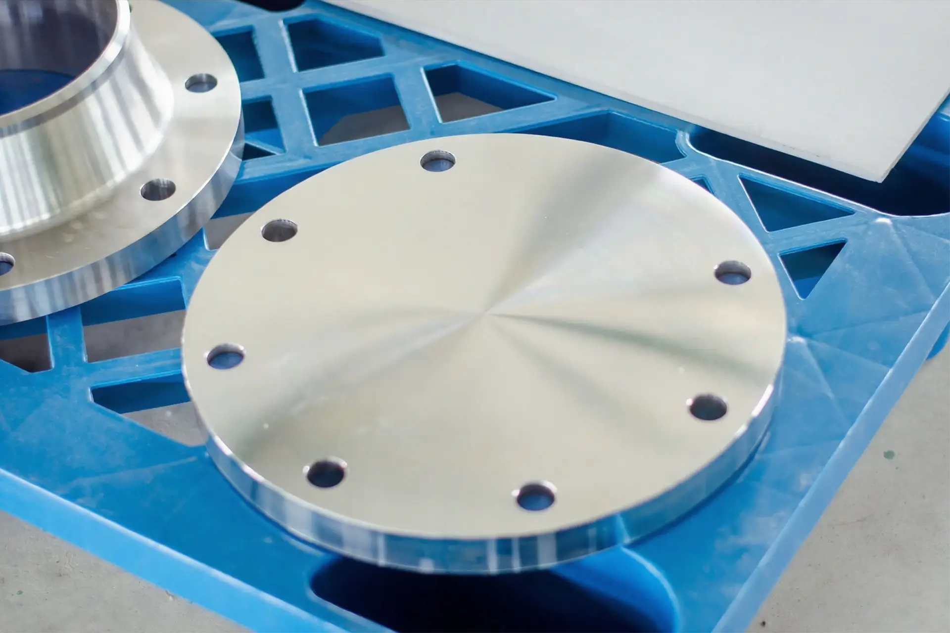 nickel alloy fabrication services for forged flange Arialloy