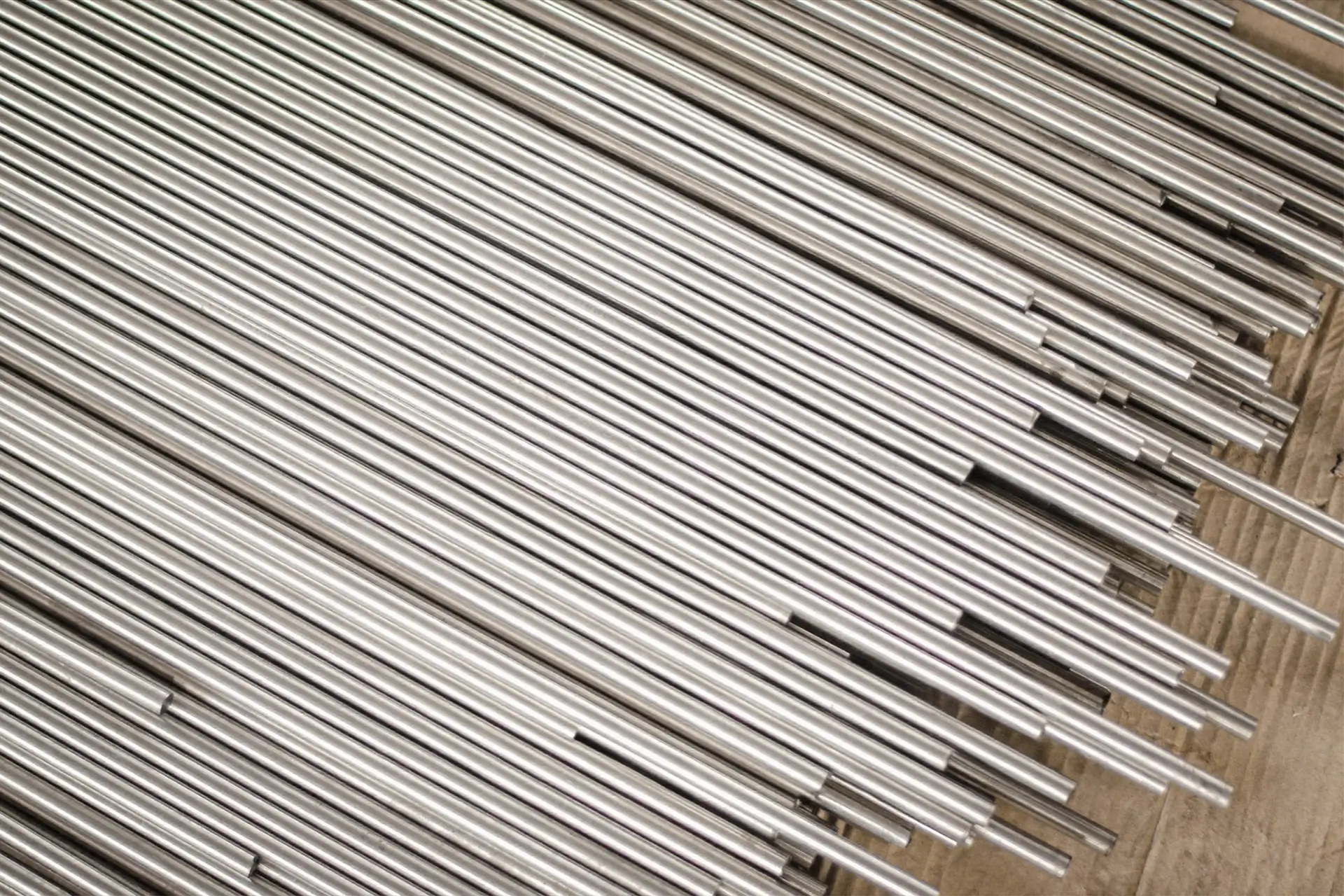 nickel alloy fabrication services for round rod Arialloy
