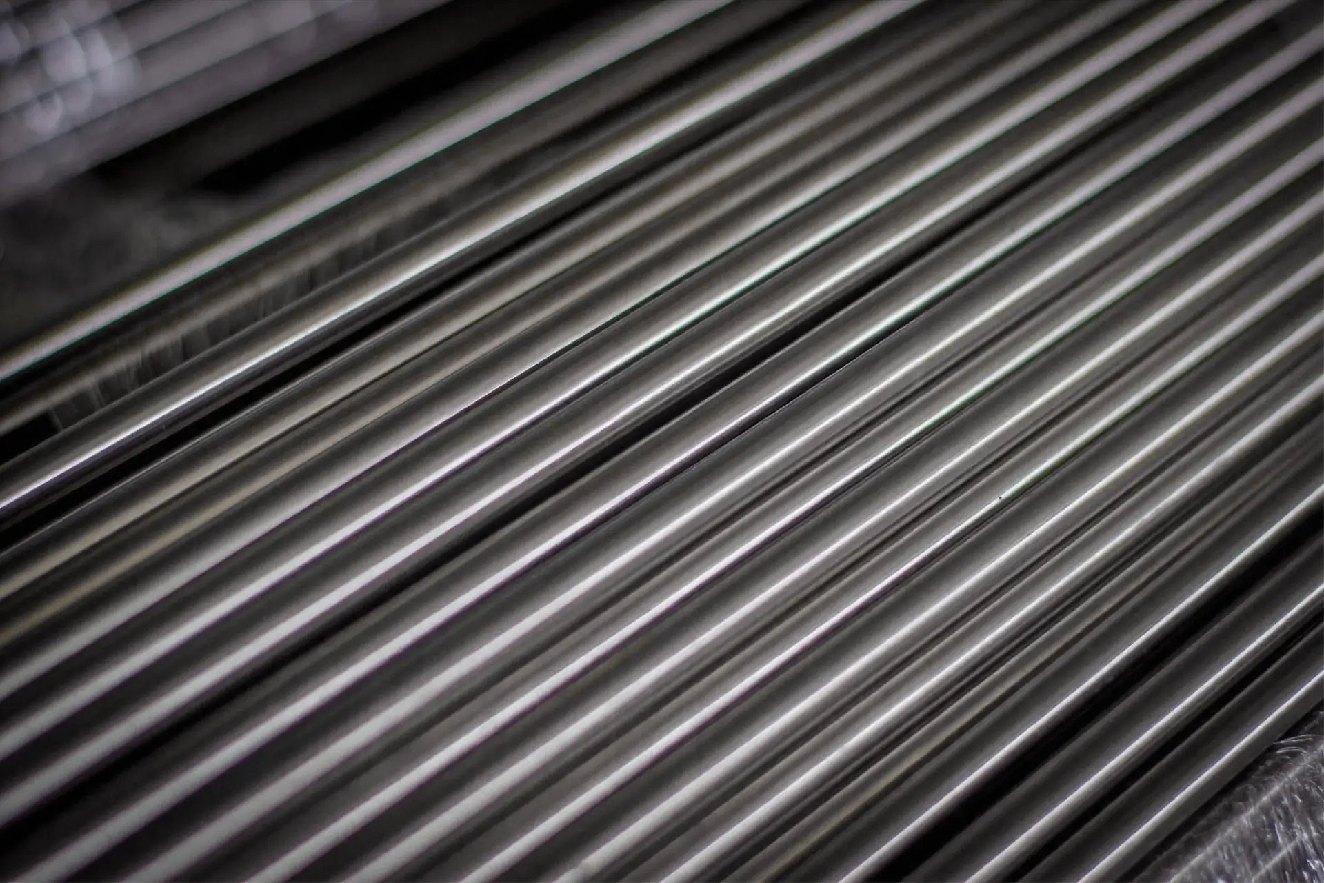 nickel alloy round metal bar manufacturing by Arialloy