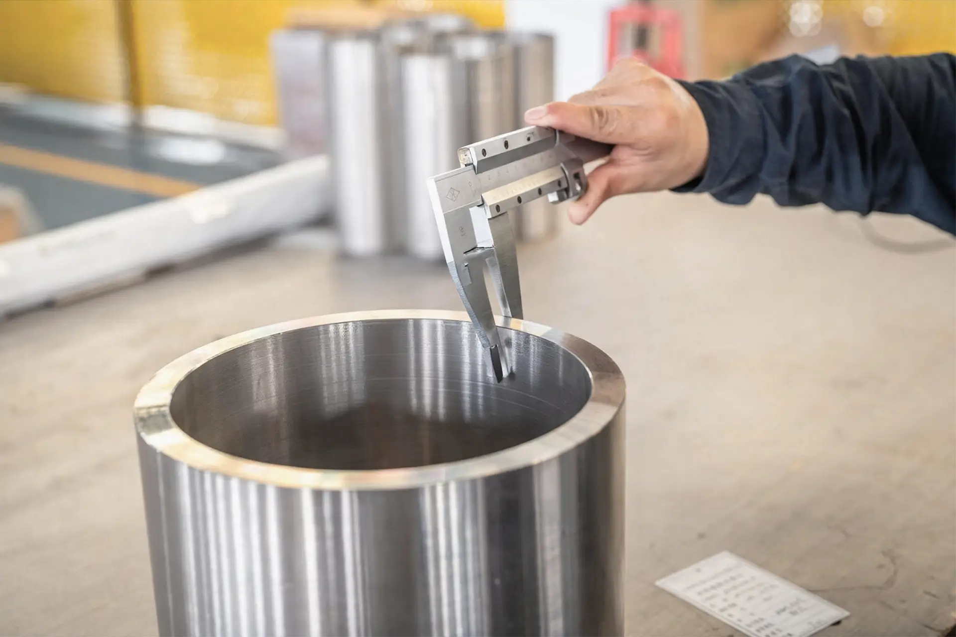 seamless pipe from nickel alloy manufacturer Arialloy ring inside diameter caliper