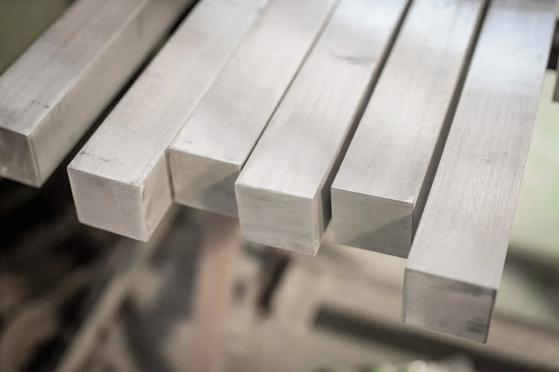 square bar from nickel alloy manufacturer Arialloy