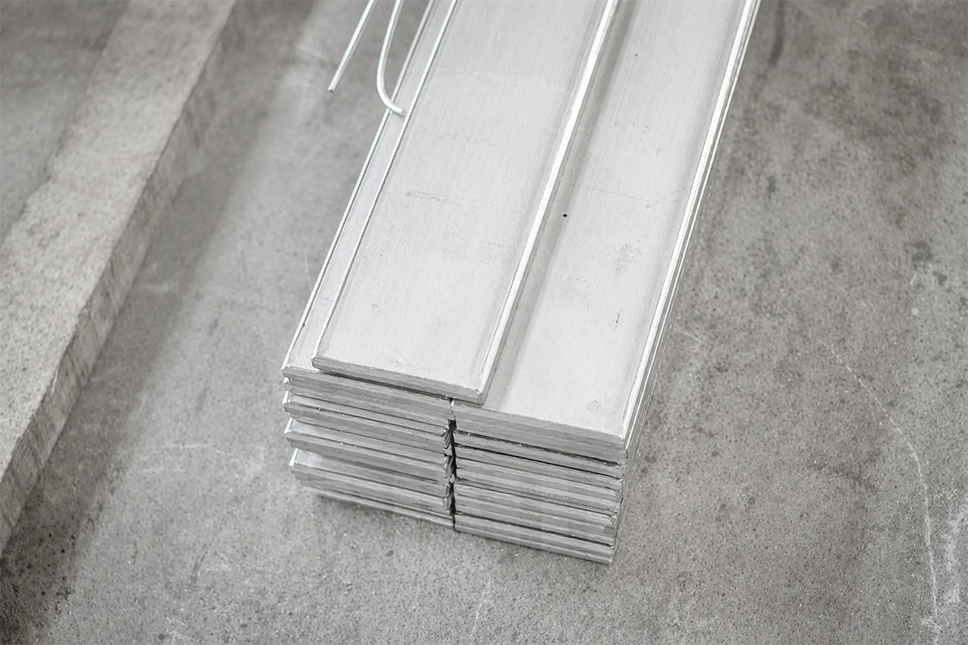 Arialloy flat bar nickel alloy supplier