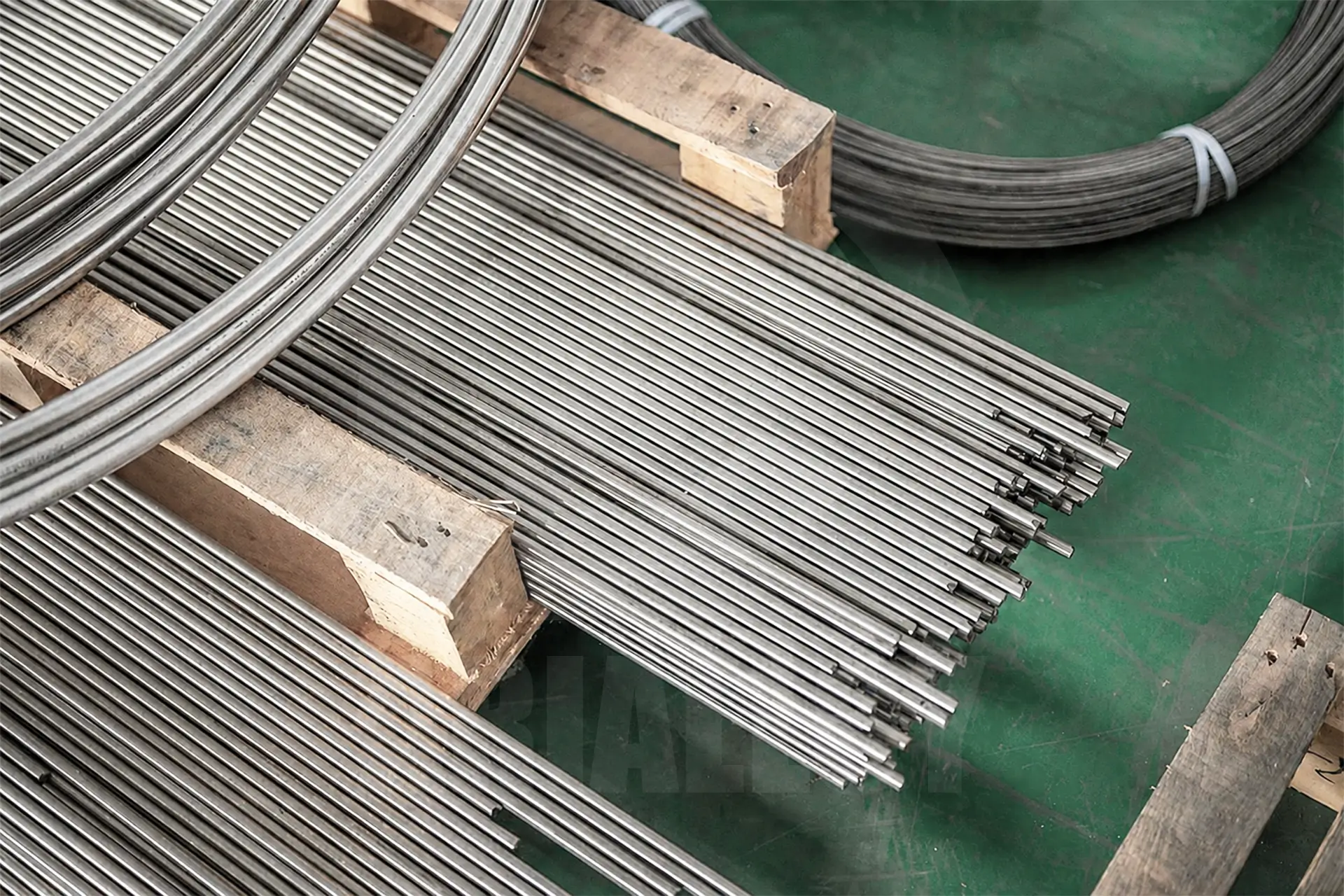 custom round bar for nickel alloys by Arialloy