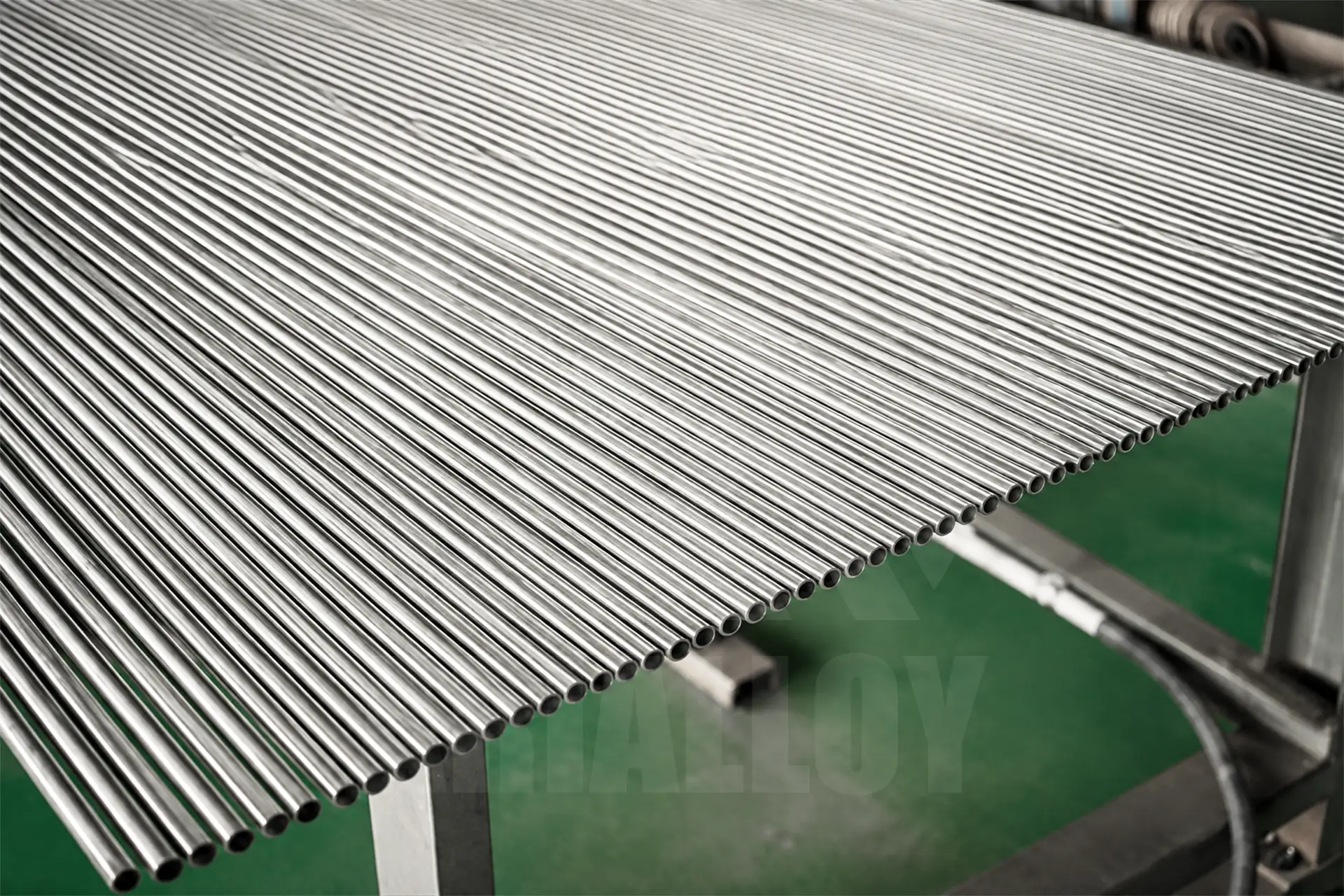 nickel alloy seamless pipe manufacturer Arialloy