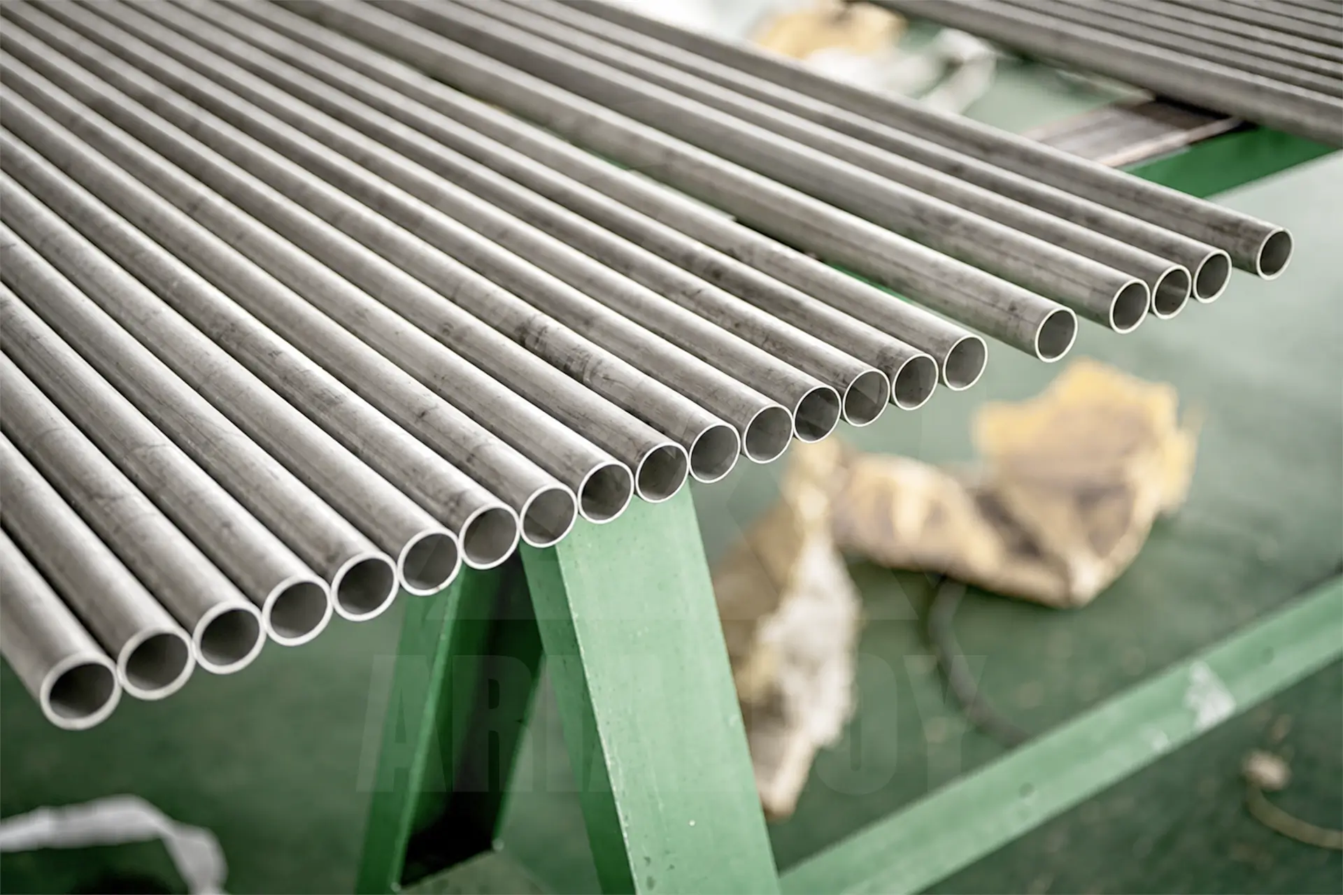 nickel alloy seamless tubing manufacturer Arialloy