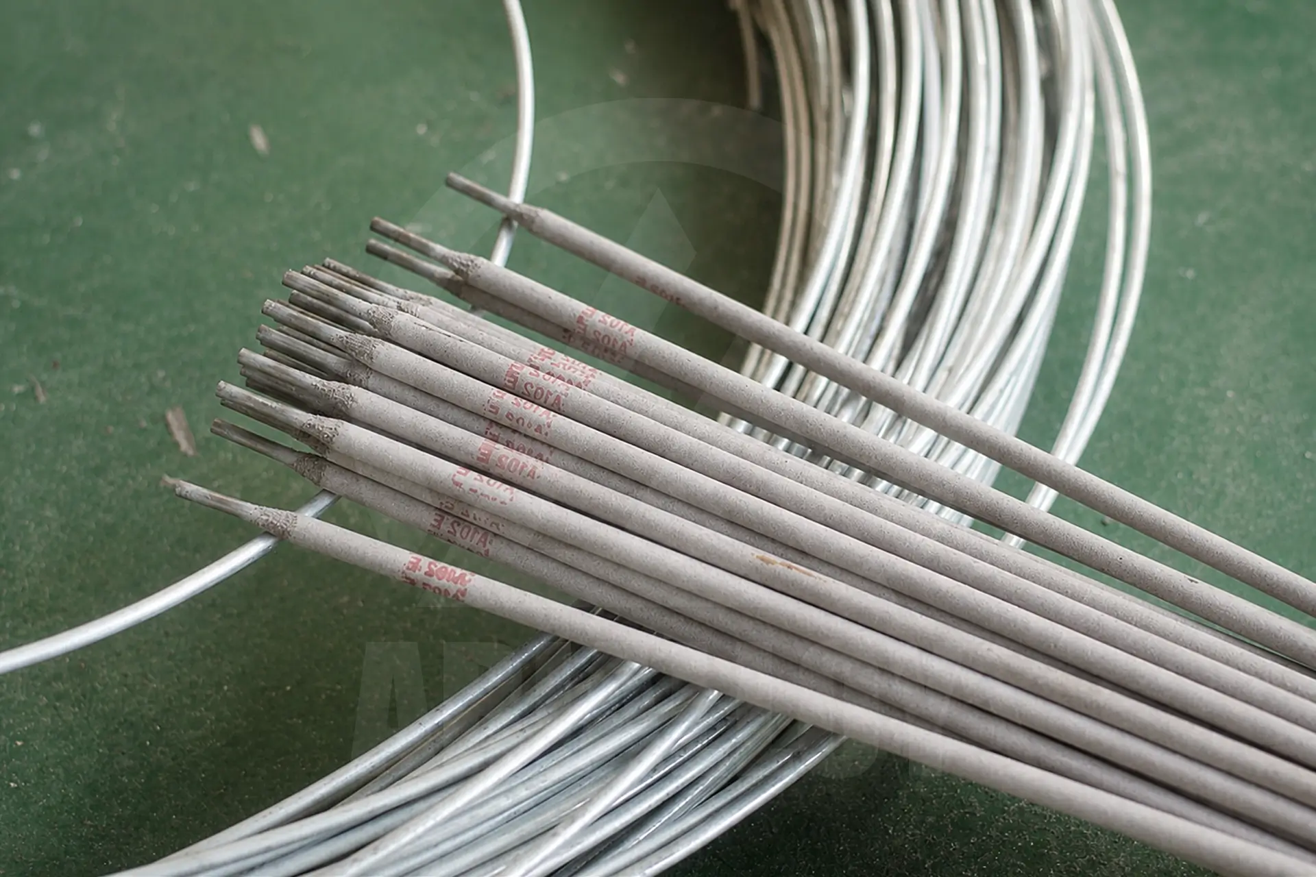 nickel alloy welding electrode supplier Arialloy