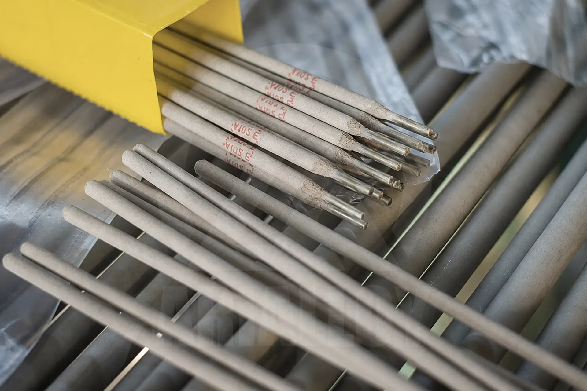 nickel alloy welding electrode by Arialloy