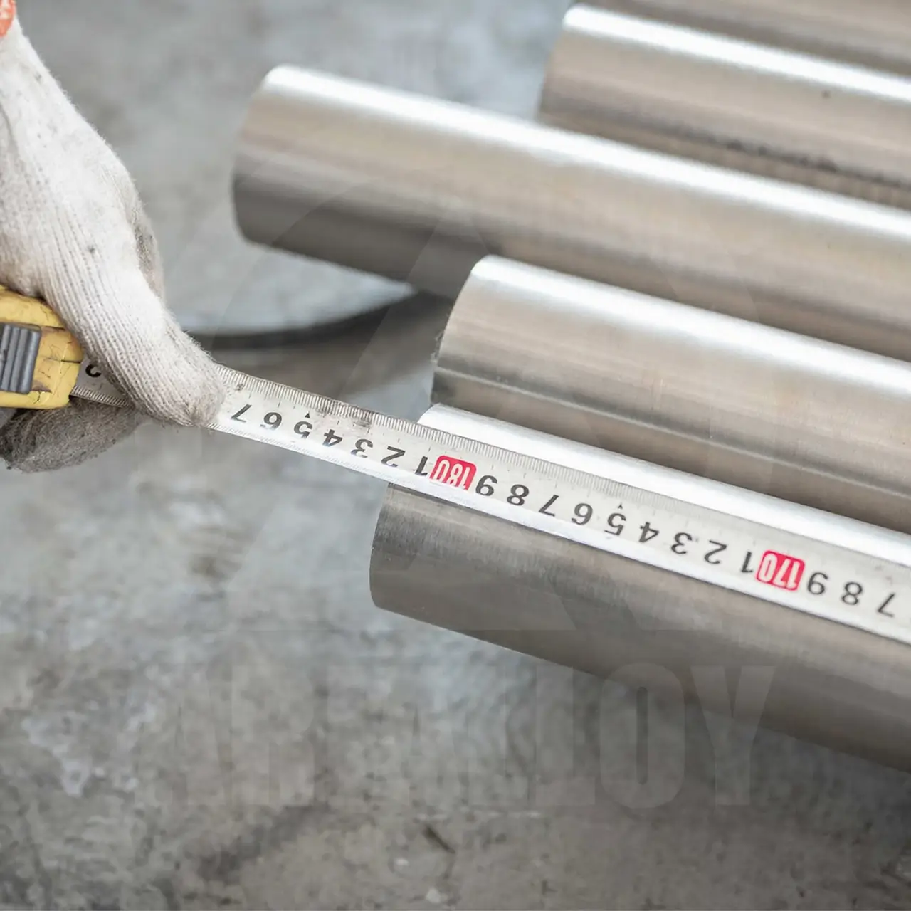 Arialloy custom nickel alloy cylindrical rod